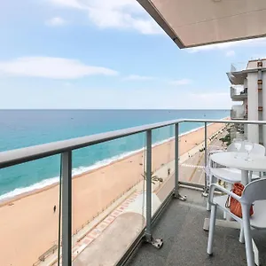 https://pierre-vacances-blanes-playa.catalonia-hotels.com